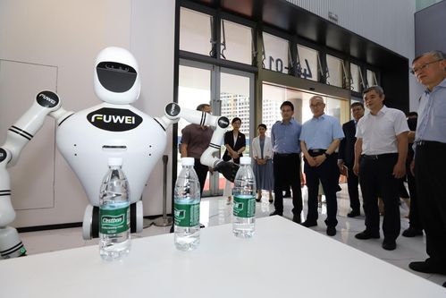 華南版權服務大廳啟用，富唯智能人形機器人賦能產業生態革新